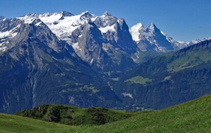 Alpen Europaweer - Koufront nadert, Temperatursturz -sneeuw in hooggebergte