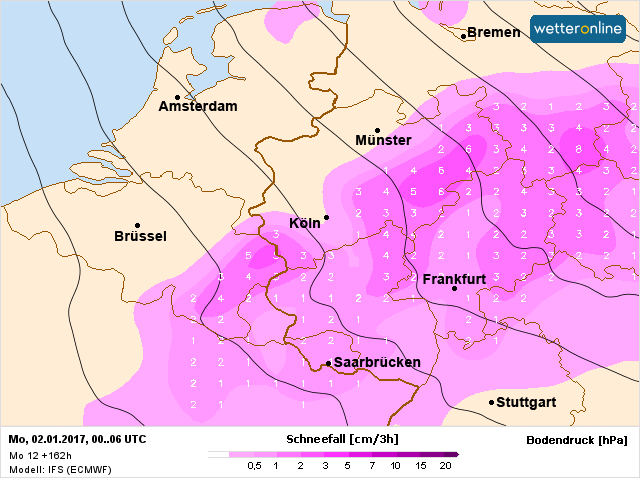 Het ECMWF verwacht maandagochtend al een sneeuwdek in de ARdennen en Hoge Venen.
