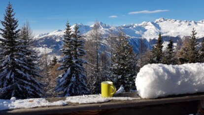 Alpen - Warmtefront leidt zachtere weerfase in