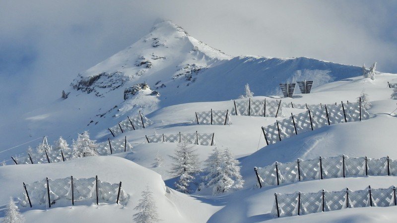 Alpen - Zeer onstuimig sneeuwval door storm depressie Friederike
