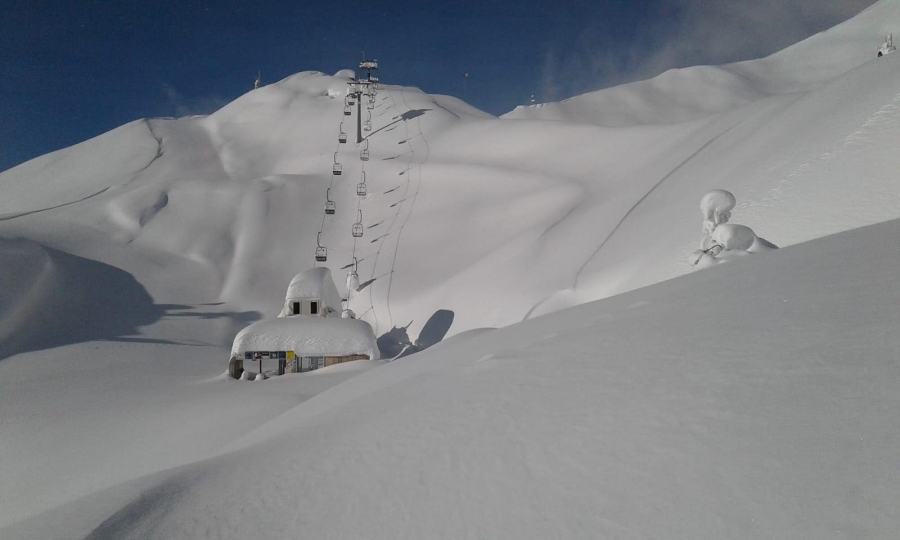 Alpen - Zondag en maandag turbulent met veel Neuschnee