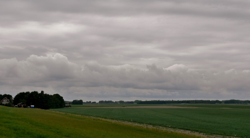 Benelux- fronten zorgen in het zuiden voor langdurige regen