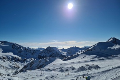 Alpen - Sneeuw in de Zuid-Alpen, later rustig en zacht herfstweer