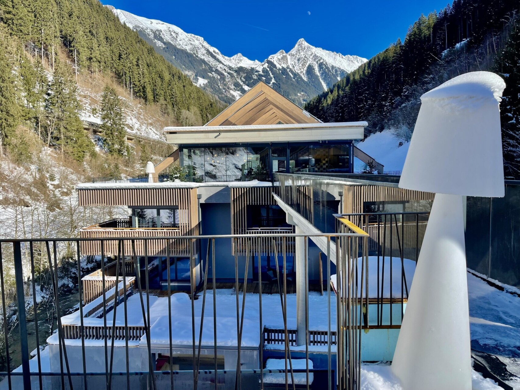 Het ZillergrundRock Luxury Mountain Resort laat je ultiem genieten in de bergen