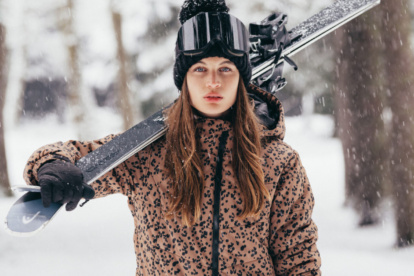 Alpenweerman Win-actie | Win een wintersportjas, broek en pully van Protest