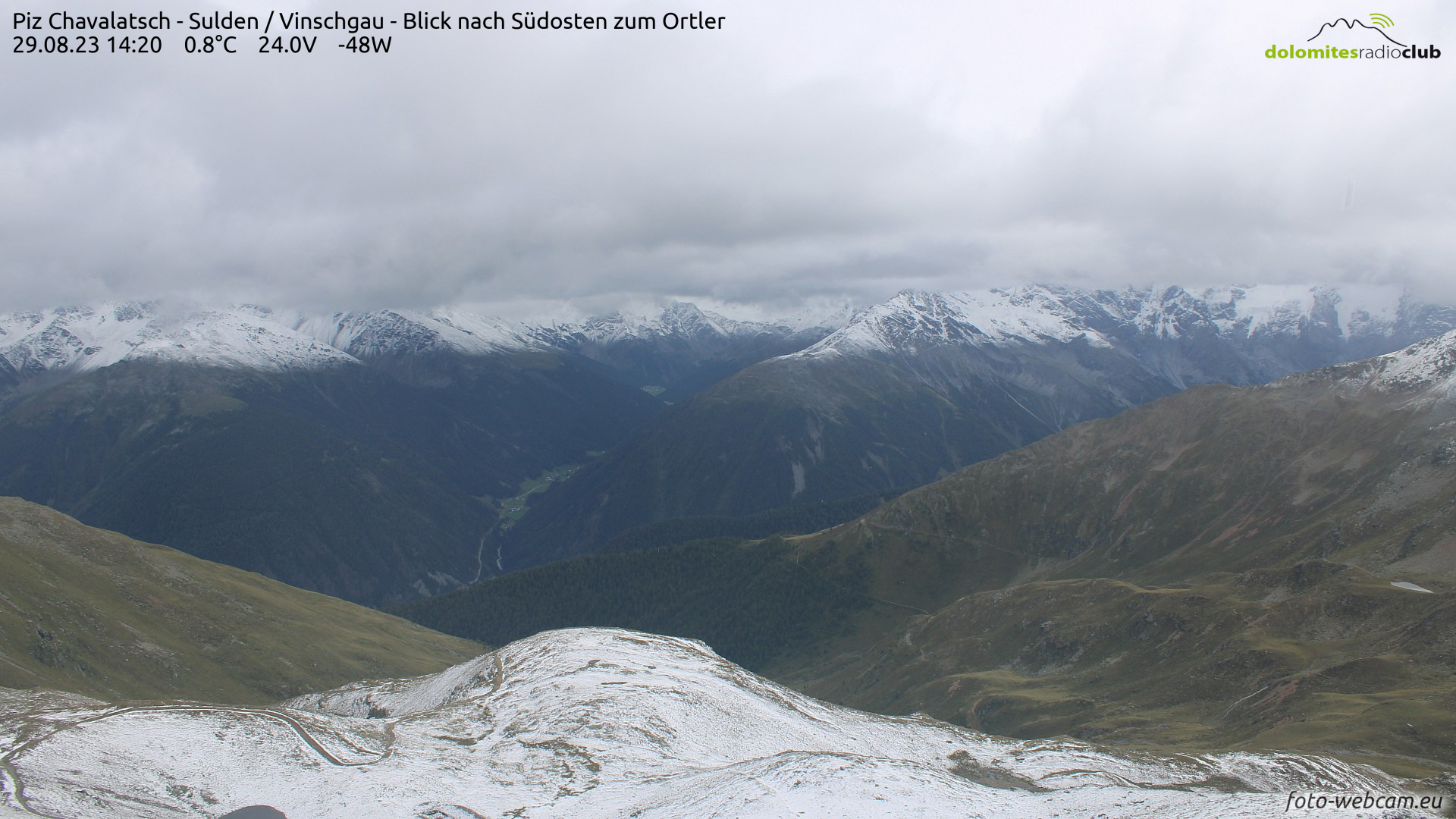 Heavy rain falls in parts of the Alps, with snow falling on the high mountains