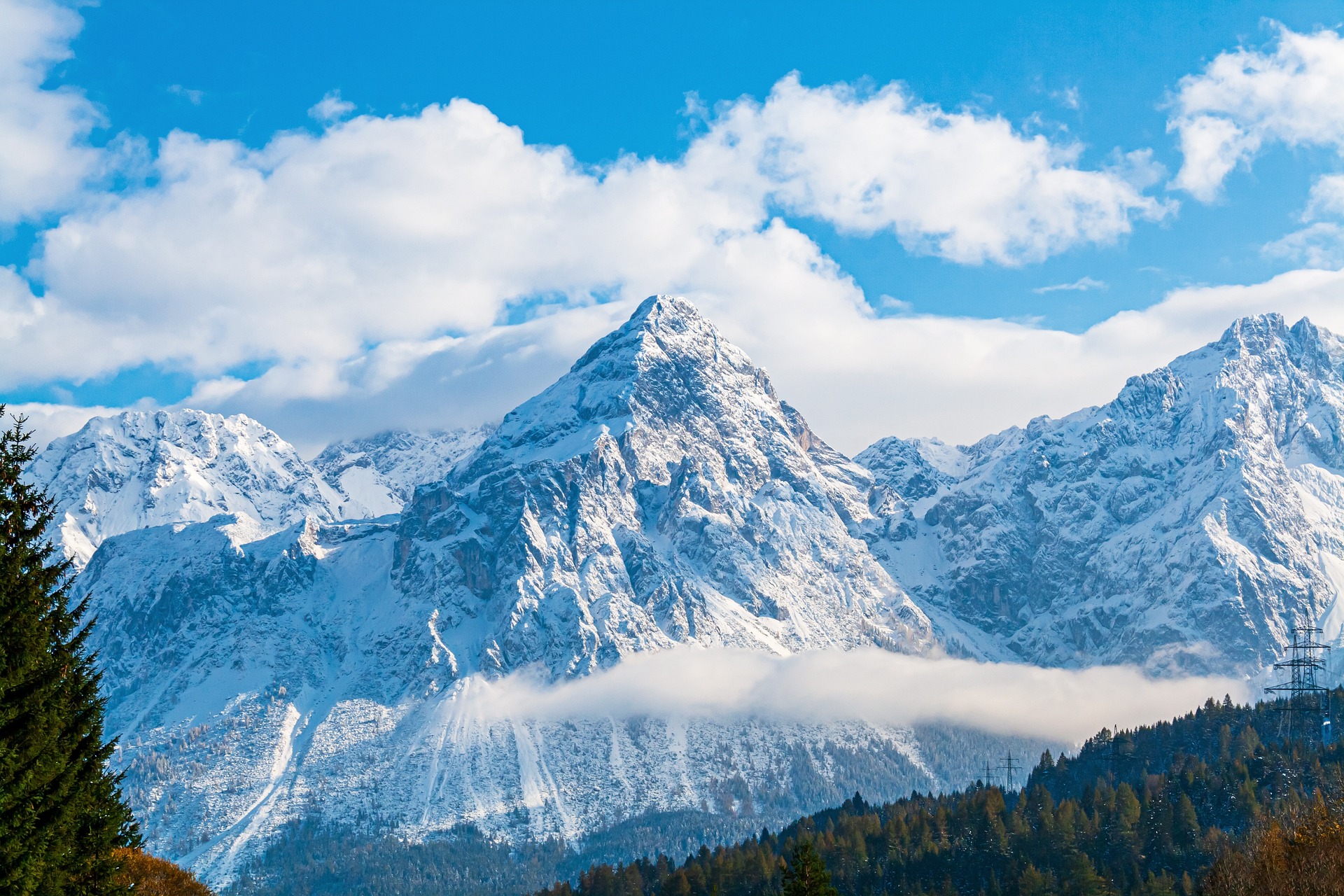 Alpen - Veel sneeuwval in de bergen!